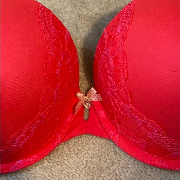Victoria Secret Bra - Picture 4 of 4